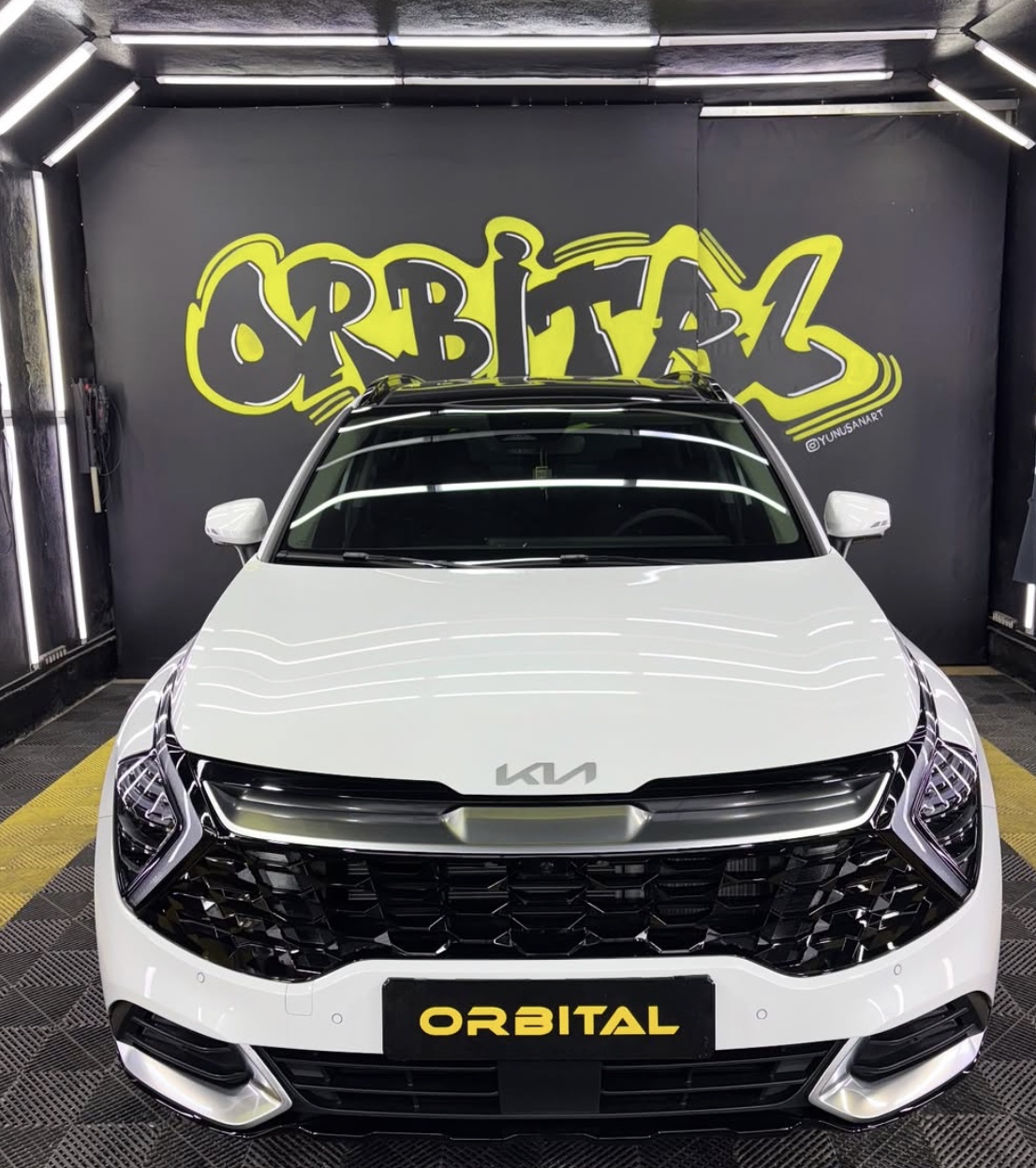 Kia Sportage Işık Tüneli
